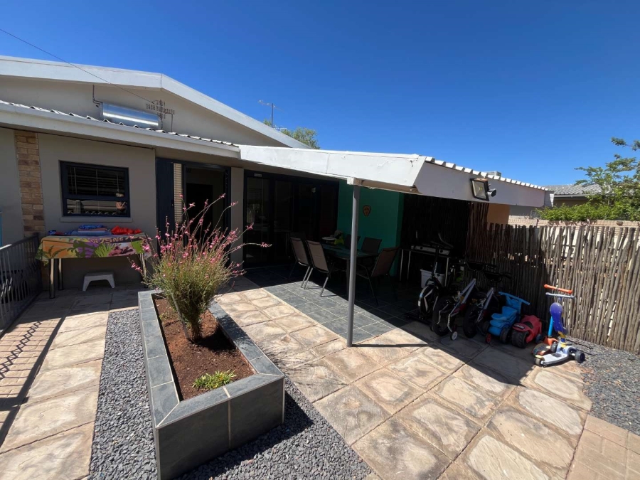 5 Bedroom Property for Sale in Oosterville Northern Cape